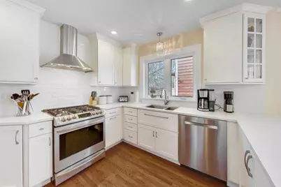 202 N Chester Avenue, Park Ridge, IL 60068 - Photo 8