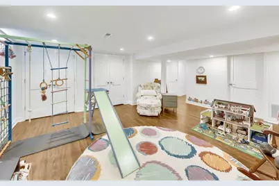 202 N Chester Avenue, Park Ridge, IL 60068 - Photo 30