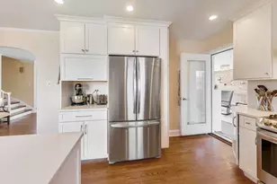 202 N Chester Ave, Park Ridge, IL 60068 - Photo 10