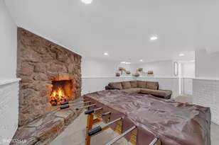 211 Edgewater Dr, Bloomingdale, IL 60108 - Photo 22