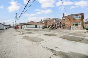 2437 N 78th Ave, Elmwood Park, IL 60707 - Photo 20