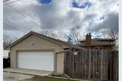 9226 Kilbourn Avenue, Skokie, IL 60076 - Photo 26