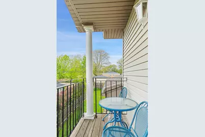 9226 Kilbourn Avenue, Skokie, IL 60076 - Photo 32