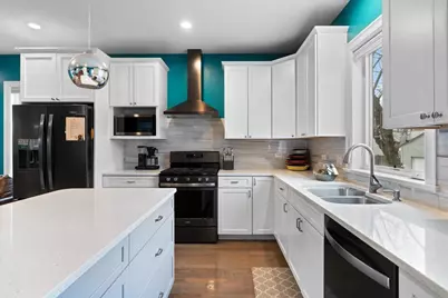 1733 N Troy Street, Chicago, IL 60647 - Photo 8