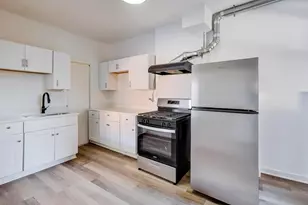 3047 W Berteau Ave, Chicago, IL 60618 - Photo 6