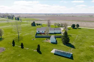 1388 E 2950 North Rd, Mansfield, IL 61854 - Photo 36