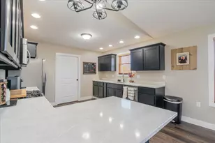 1388 E 2950 North Rd, Mansfield, IL 61854 - Photo 12