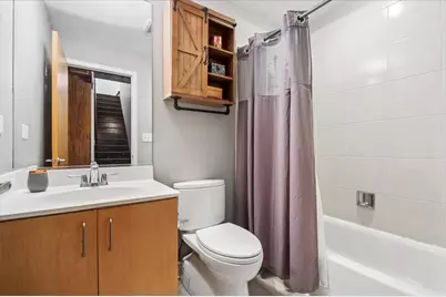 2201 W Wabansia Avenue #5, Chicago, IL 60647 - Photo 14