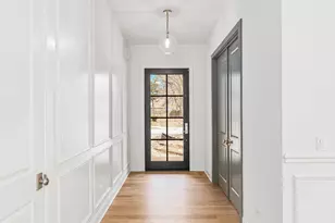 1310 N Eagle St, Naperville, IL 60563 - Photo 10