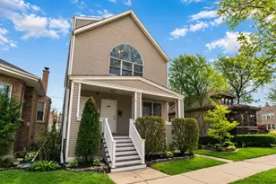 5707 N Rockwell St, Chicago, IL 60659 - Photo 2