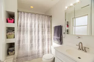 5707 N Rockwell St, Chicago, IL 60659 - Photo 18
