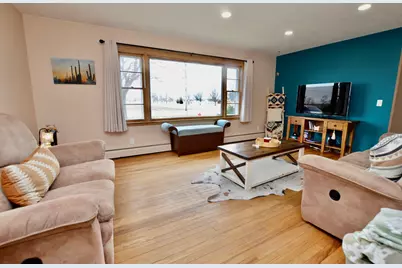 12310 Price Road, Hebron, IL 60034 - Photo 6