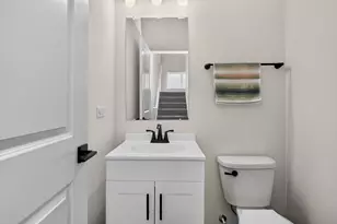 2213 Venture Dr, Schaumburg, IL 60173 - Photo 10