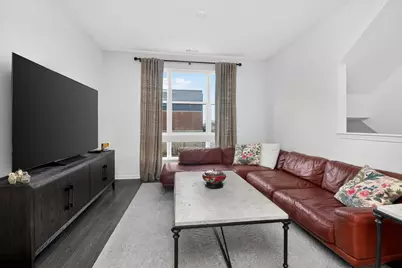 2213 Venture Drive, Schaumburg, IL 60173 - Photo 2