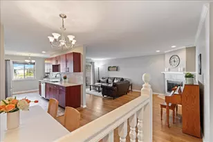 7215 Willow Way Ln, Willowbrook, IL 60527 - Photo 2