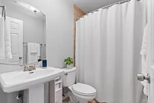 7215 Willow Way Ln, Willowbrook, IL 60527 - Photo 20