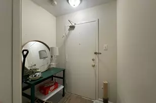 2909 N Sheridan Rd, Chicago, IL 60657 - Photo 4