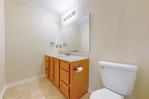 1545 W Stonehenge Dr, Sycamore, IL 60178 - Photo 14