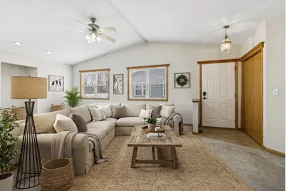 225 Morrow Street #D, Somonauk, IL 60552 - Photo 4