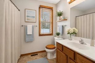 225 Morrow St, Somonauk, IL 60552 - Photo 20
