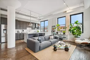 812 W Van Buren St, Chicago, IL 60607 - Photo 2