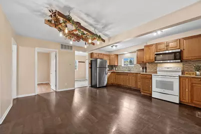 5313 Cleveland Drive, McHenry, IL 60050 - Photo 6