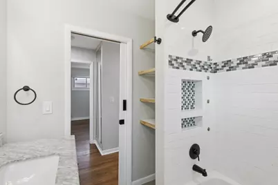 6803 N Keeler Avenue, Lincolnwood, IL 60712 - Photo 14