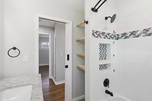 6803 N Keeler Ave, Lincolnwood, IL 60712 - Photo 14