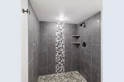 6803 N Keeler Avenue, Lincolnwood, IL 60712 - Photo 22