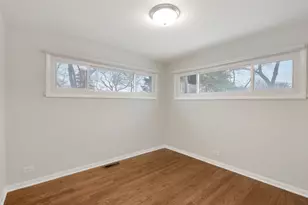 6803 N Keeler Ave, Lincolnwood, IL 60712 - Photo 12