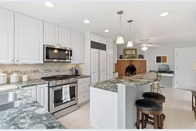 2 Court Of Mohawk Court, Lincolnshire, IL 60069 - Photo 12