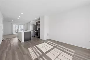 6621 Sassafras Wy, Wonder Lake, IL 60097 - Photo 6