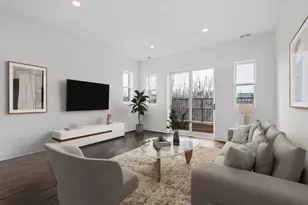 1952 W Ohio St, Chicago, IL 60622 - Photo 2