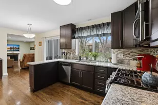 774 Yosemite Trail, Roselle, IL 60172 - Photo 8