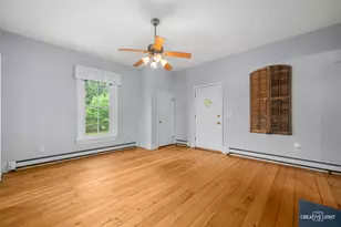 44W698 Scott Rd, Sugar Grove, IL 60554 - Photo 10