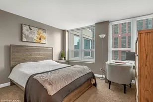 345 N La Salle Dr, Chicago, IL 60654 - Photo 10