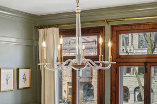 823 W Oakdale Ave, Chicago, IL 60657 - Photo 8