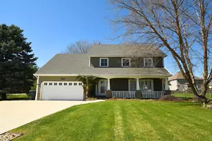 13050 S Elizabeth Dr, Plainfield, IL 60585 - Photo 2