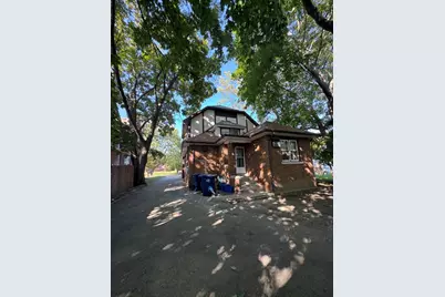 621 W Keith Avenue, Waukegan, IL 60085 - Photo 2