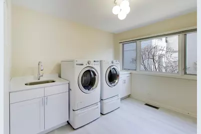 900 Stonegate Drive, Highland Park, IL 60035 - Photo 36