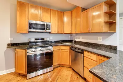 4743 W Roscoe Street #1, Chicago, IL 60641 - Photo 8