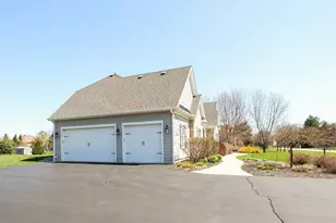 40W699 Maplehurst Ln, Hampshire, IL 60140 - Photo 32