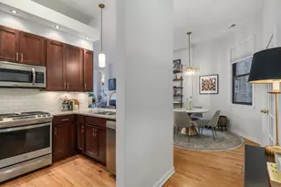 1914 N Sheffield Ave, Chicago, IL 60614 - Photo 2