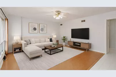 612 Maple Court, Mount Prospect, IL 60056 - Photo 2