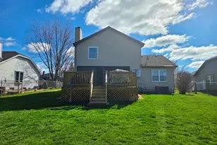 1036 Pheasant Trail, Carol Stream, IL 60188 - Photo 2