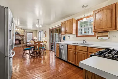 402 Badger Lane, Oswego, IL 60543 - Photo 10