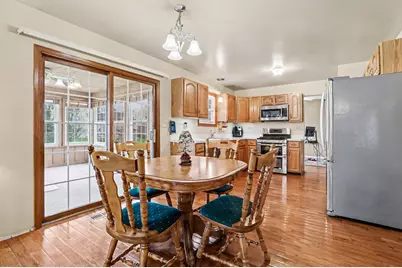 402 Badger Lane, Oswego, IL 60543 - Photo 8