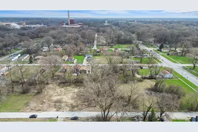 13435 S Lawndale Avenue, Robbins, IL 60472 - Photo 2