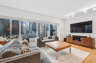 340 E Randolph St, Chicago, IL 60601 - Photo 2