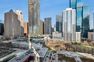340 E Randolph St, Chicago, IL 60601 - Photo 20
